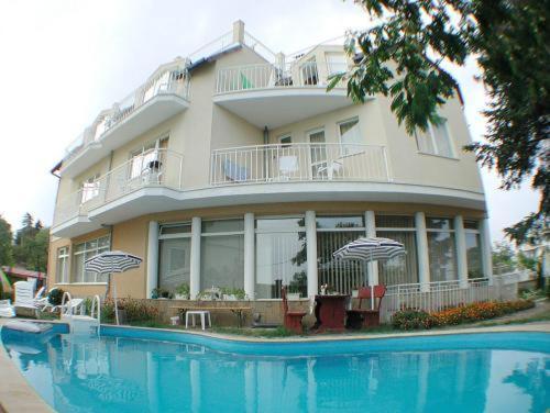 Solaris Apartments Sveti Konstantin Buitenkant foto